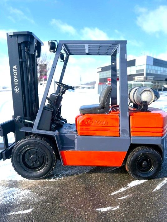 Toyota 5FGU30 pneumatique propane
