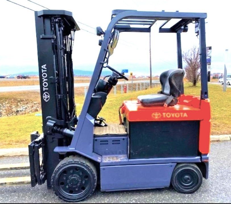 Toyota 7FBCU25 électrique